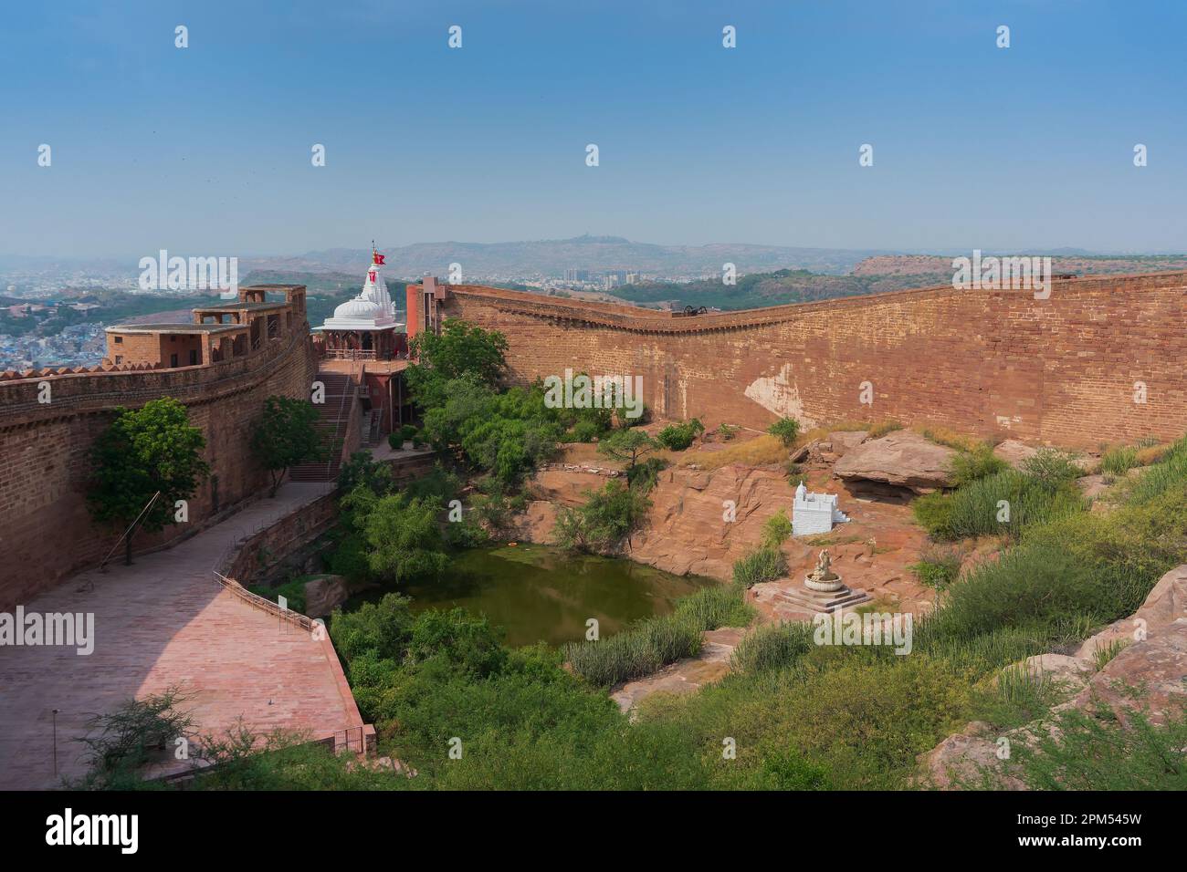 Jodhpur, Rajasthan, Inde - 17.10.2019 : temple de Chamunda Mataji au fort de Mehrangarh, Chamunda Mataji était Rao Jodha, fondateur de Jodhpur, Isht Devi. Banque D'Images
