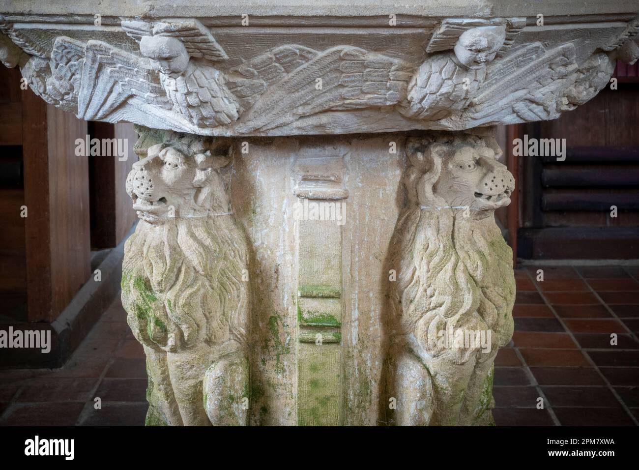 Font, Église Saint-Jean-Baptiste, Butley, Suffolk, Angleterre Banque D'Images
