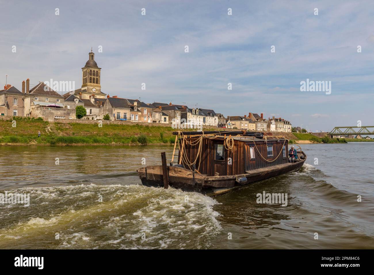 France, Maine-et-Loire, vallée de la Loire classée au patrimoine mondial de l'UNESCO, Saint-Mathurin-sur-Loire, bateau traditionnel sur la Loire Banque D'Images