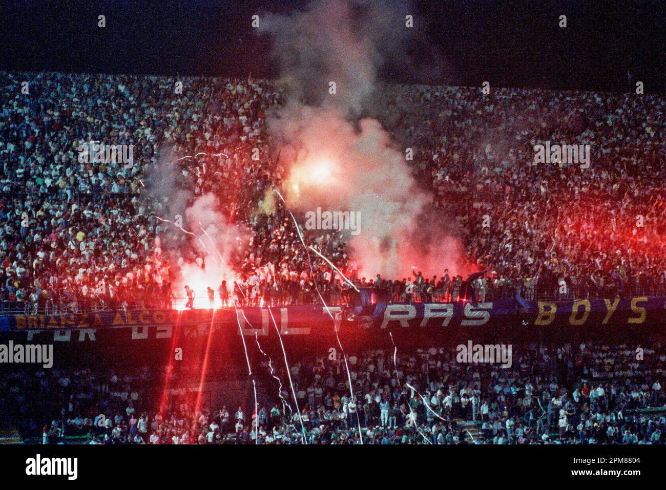 Italie saison ultras série A 1986-87 - sur la photo - mundialito clubs milan-inter Banque D'Images