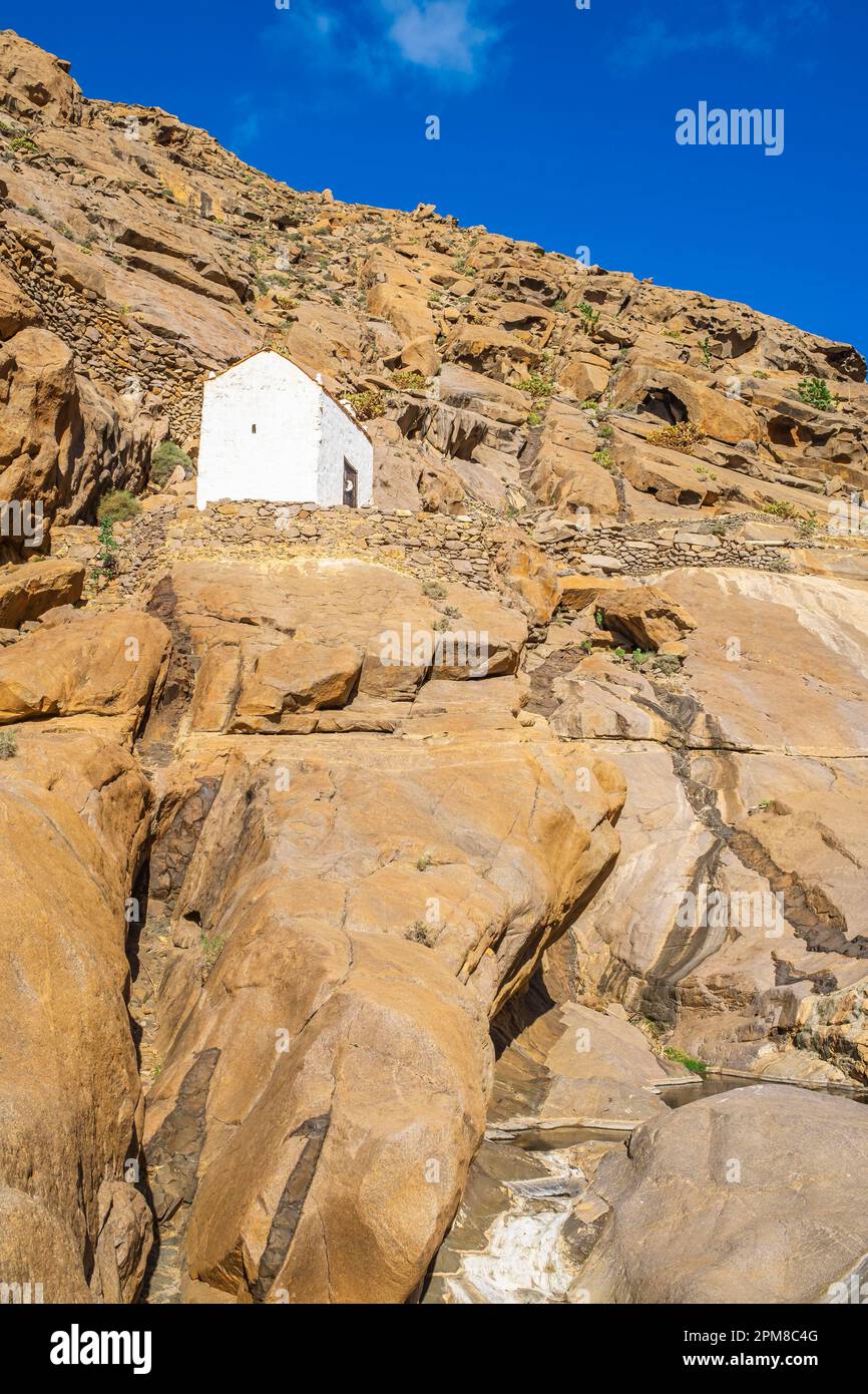 Espagne, Îles Canaries, Fuerteventura, Parc rural de Betancuria, chapelle Malpaso dans le Barranco de las Peñitas Banque D'Images