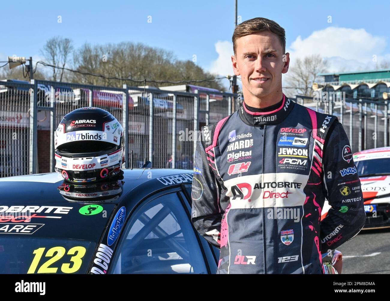 Longfield, Royaume-Uni. 12th avril 2023. Brands Hatch circuit, Longfield, Kent, Royaume-Uni, le 12 avril 2023. Daniel Lloyd au lancement de la saison 2023 des Kwik Fit British Touring car Championships (BCCC) au circuit Brands Hatch, Longfield, Kent, Royaume-Uni, le 12 avril 2023. Credit: Francis Knight/Alay Live News Banque D'Images