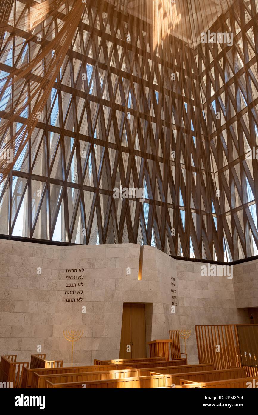 Synagogue Moses Ben Maimon à la Maison de famille Abrahamic, comprenant une mosquée, une église, une synagogue et se trouve à Abu Dhabi Banque D'Images