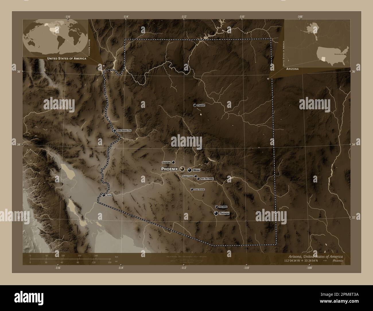 Arizona, État des États-Unis d'Amérique. Carte d'altitude colorée en tons sépia avec lacs et rivières. Lieux et noms des principales villes de la reg Banque D'Images