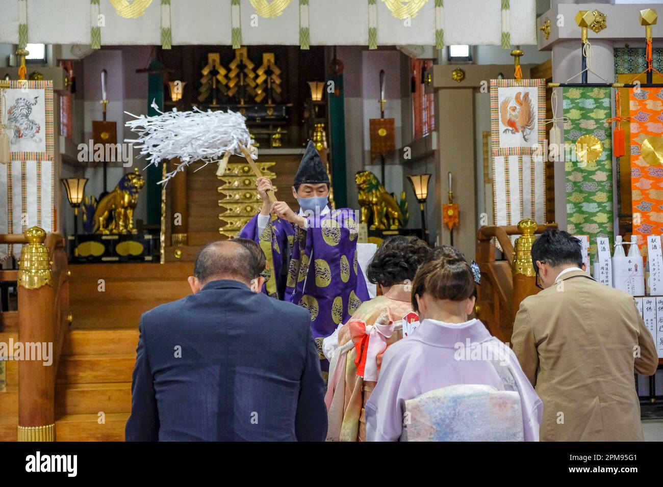 Osaka Japon 21 Mars 2023 Un Pr tre Officiant Une C r monie Dans Le
