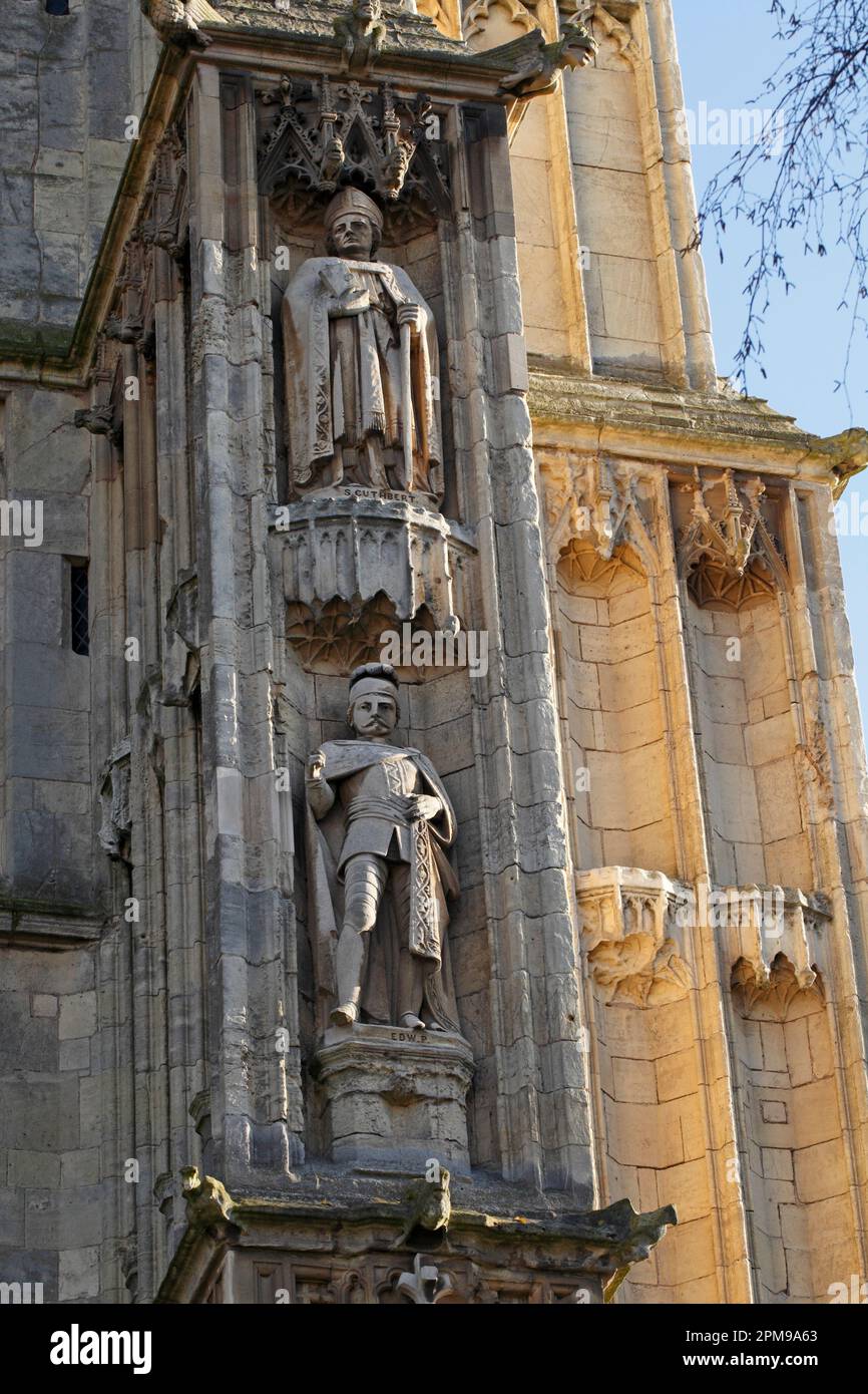 Saint Cuthbert et Edward le protecteur, (Edward Seymour) 1st comte de Somerset. Sculptures sur Beverley Minster. Banque D'Images