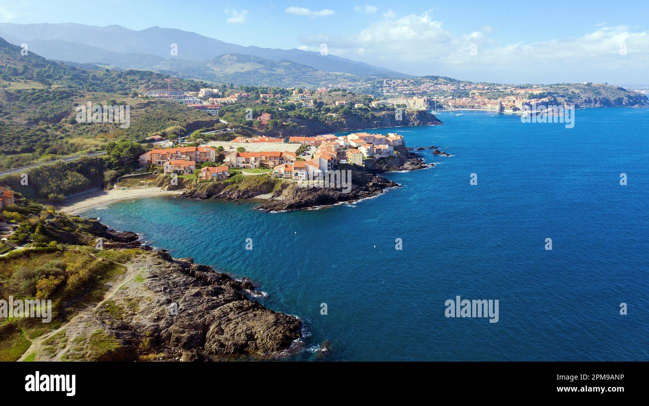 Paysage côtier à Port Vendres, derrière le village de Collioure, Pyrénées-Orientales, Languedoc-Roussillon, France du Sud, Europe Banque D'Images
