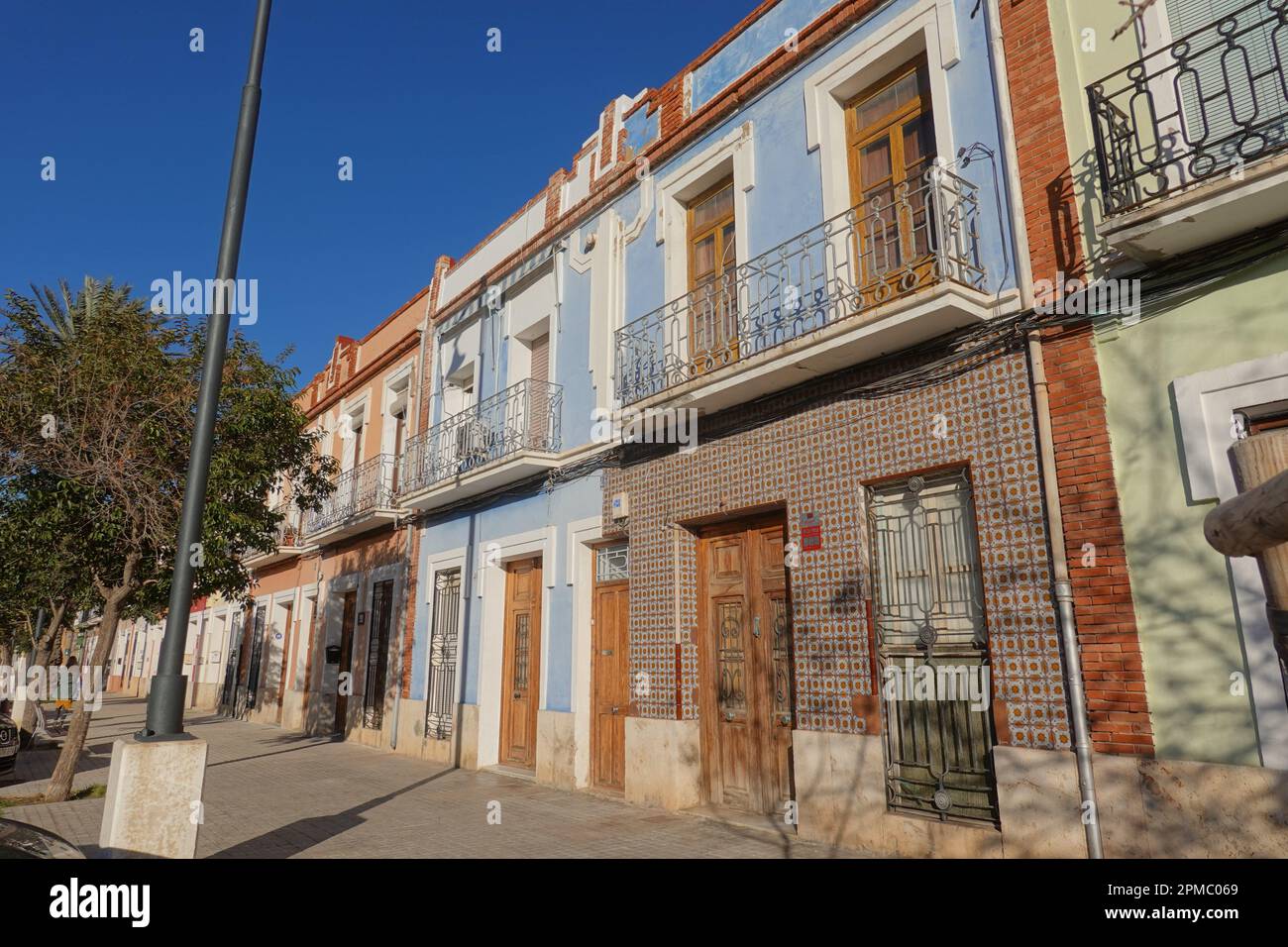 Espagnol, Valence, El Cabanyal, Arbeiterviertel // Espagne, Valence, El Cabanyal, district des travailleurs Banque D'Images
