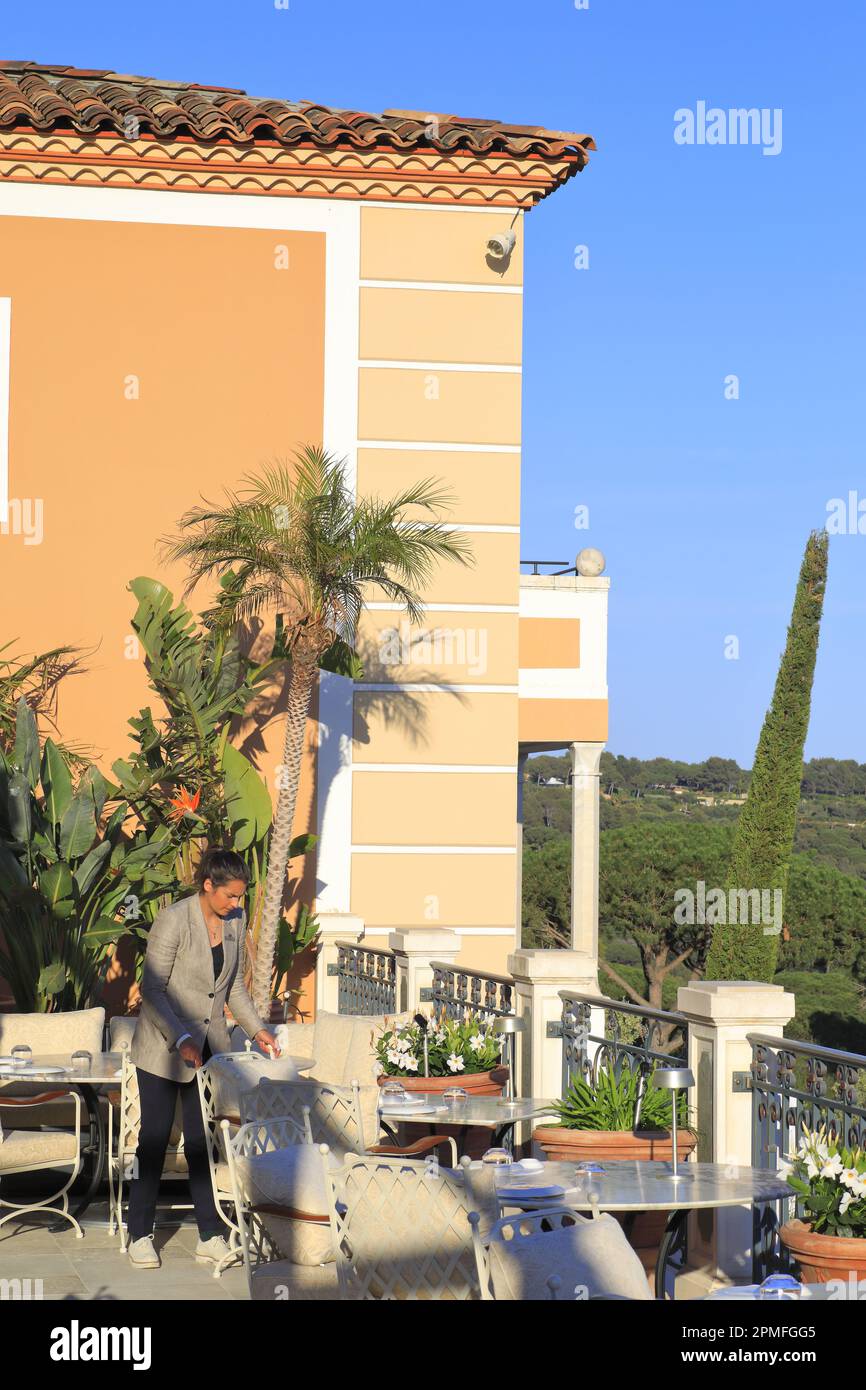 France, Var, Saint Tropez, Airelles / Château de la Messardière hôtel, terrasse du restaurant Matsushisa (fondé par Nobu Matsuhisa et alliant cuisine japonaise et péruvienne) Banque D'Images