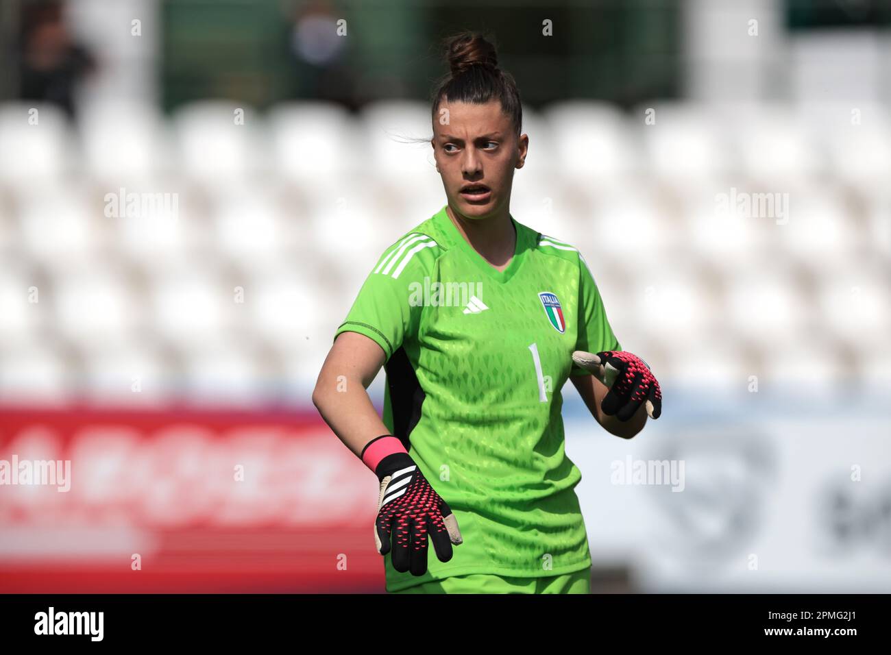 Vercelli, Italie, 11th avril 2023. L'alto Bartalini d'Italie réagit lors du championnat UEFA U19 au Stadio Silvio Piola, Vercelli. Le crédit photo devrait se lire: Jonathan Moscrop / Sportimage Banque D'Images