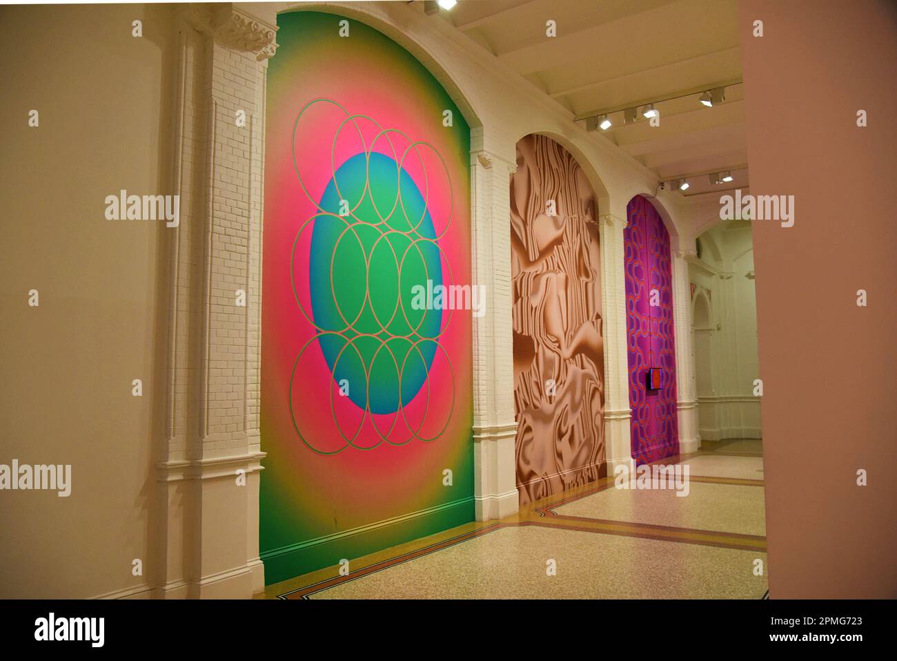 Amsterdam, pays-Bas. Février 2023. Différents objets abstraits dans le musée Stedelijk, Amsterdam. Photo de haute qualité Banque D'Images