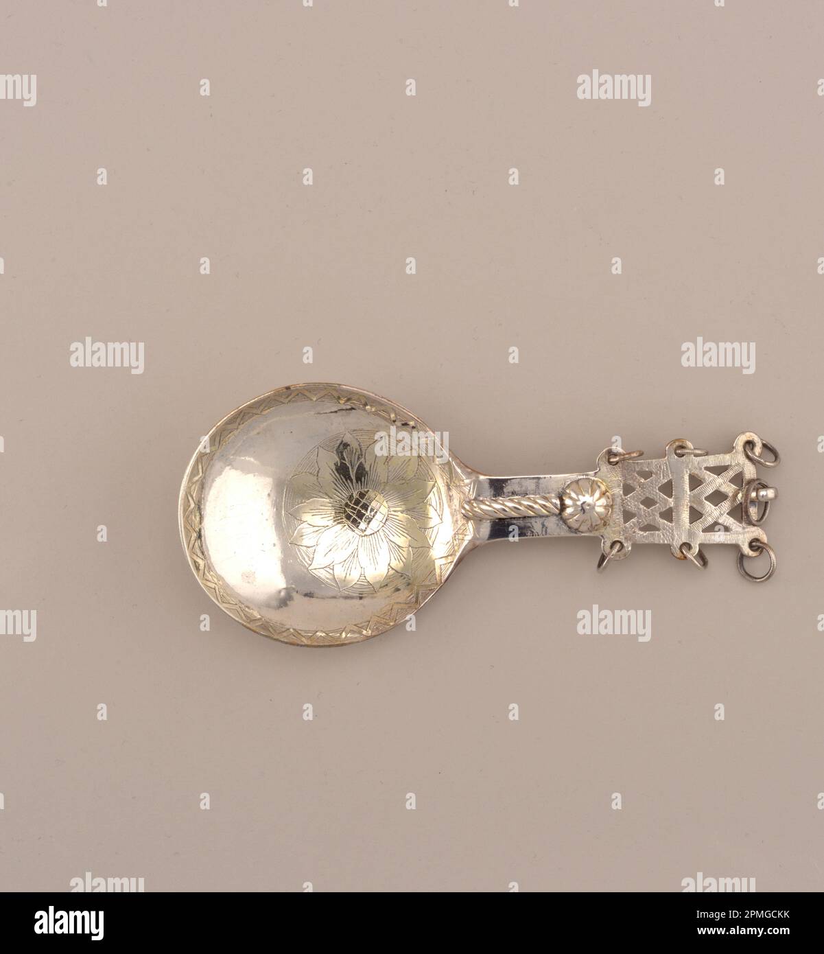 Cuillère ; argent ; L x l x P : 19,2 x 4,6 x 2,1 cm (7 9/16 x 1 13/16 x 13/16 po.) Banque D'Images