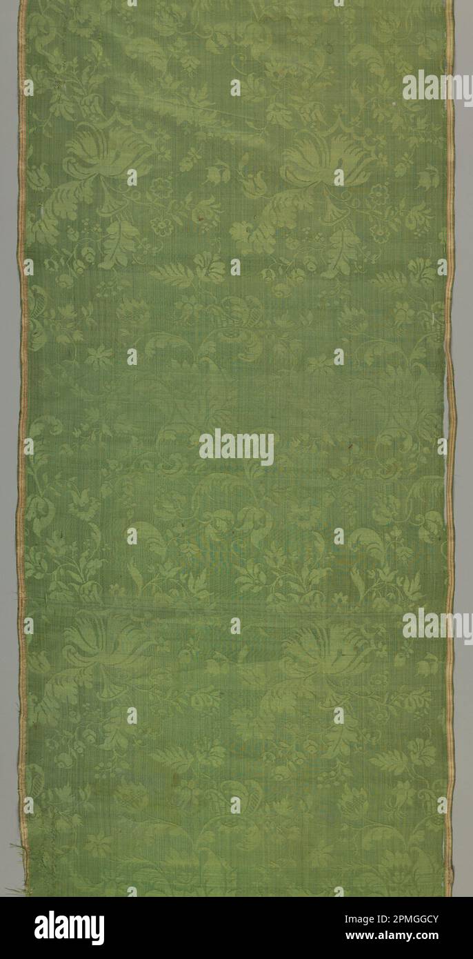 Textile (France); soie; Warp x Weft: 194 x 49 cm (6 pi. 4 3/8 po x 19 5/16 po) Répéter H : 54,5 cm (21 7/16 po) Banque D'Images