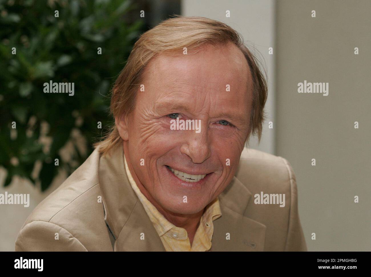 ARCHIVE PHOTO: Claus-Theo GAERTNER fête son anniversaire de 80th sur 19 avril 2023, 'Ein Fall für Zwei' - la populaire série de crime de ZDF célèbre son anniversaire de 25th écran cette année. L'acteur Claus Theo GAERTNER (photo) peut être vu dans le rôle du détective privé Josef Matula, 08/21/2006. ? Banque D'Images