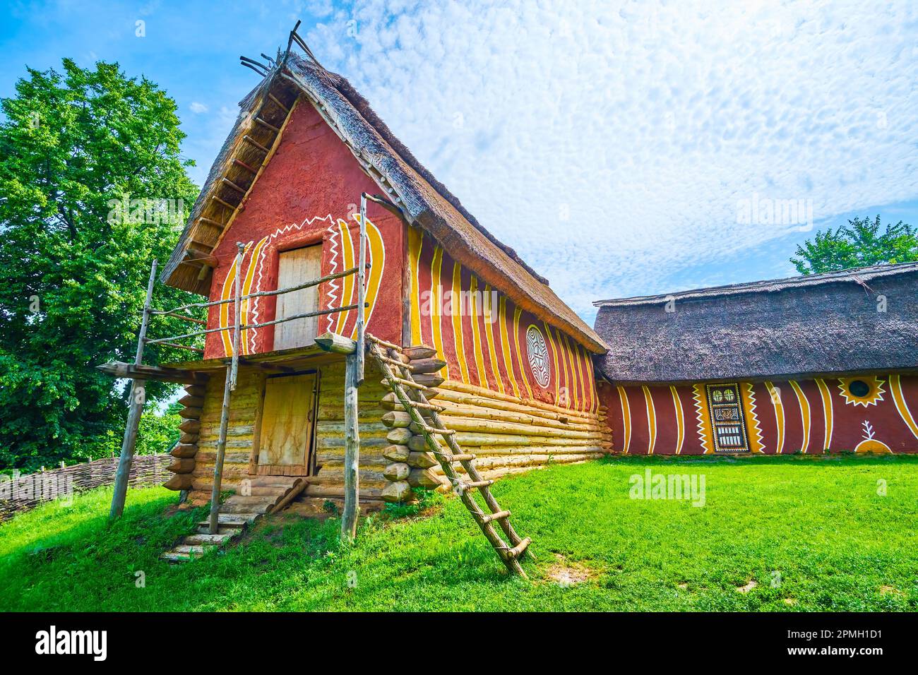 Les maisons de peuplement reconstituées de Trypil dans le village de Talne, en Ukraine Banque D'Images