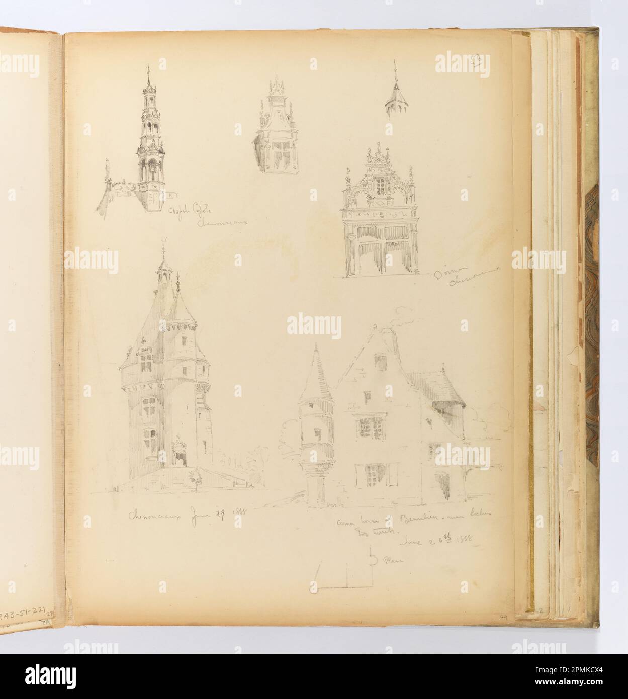 Album page, Sketches of architectural Details, Chenonceaux et Beaulieu; Whitney Warren Jr (Américain, 1864–1943) ; France ; graphite sur papier vélin blanc cassé épais avec reliure à l'aide de tissu ; 32,1 x 24 cm (12 5/8 x 9 7/16 po), irrégulier Banque D'Images