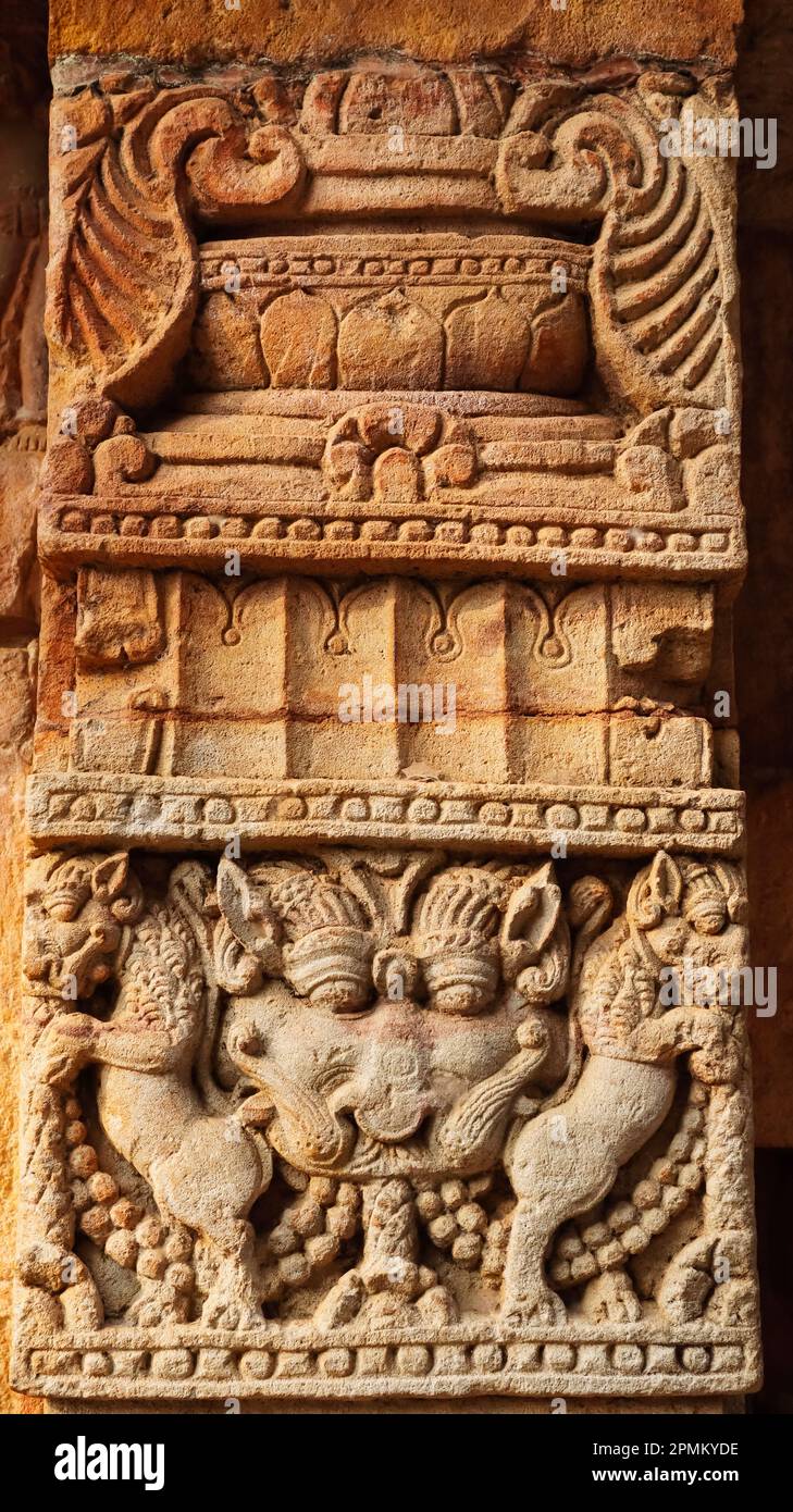 Visage de Lion antique sculptant sur le temple Parshurameshwara, Bhubaneshwar, Odisha, Inde. Banque D'Images