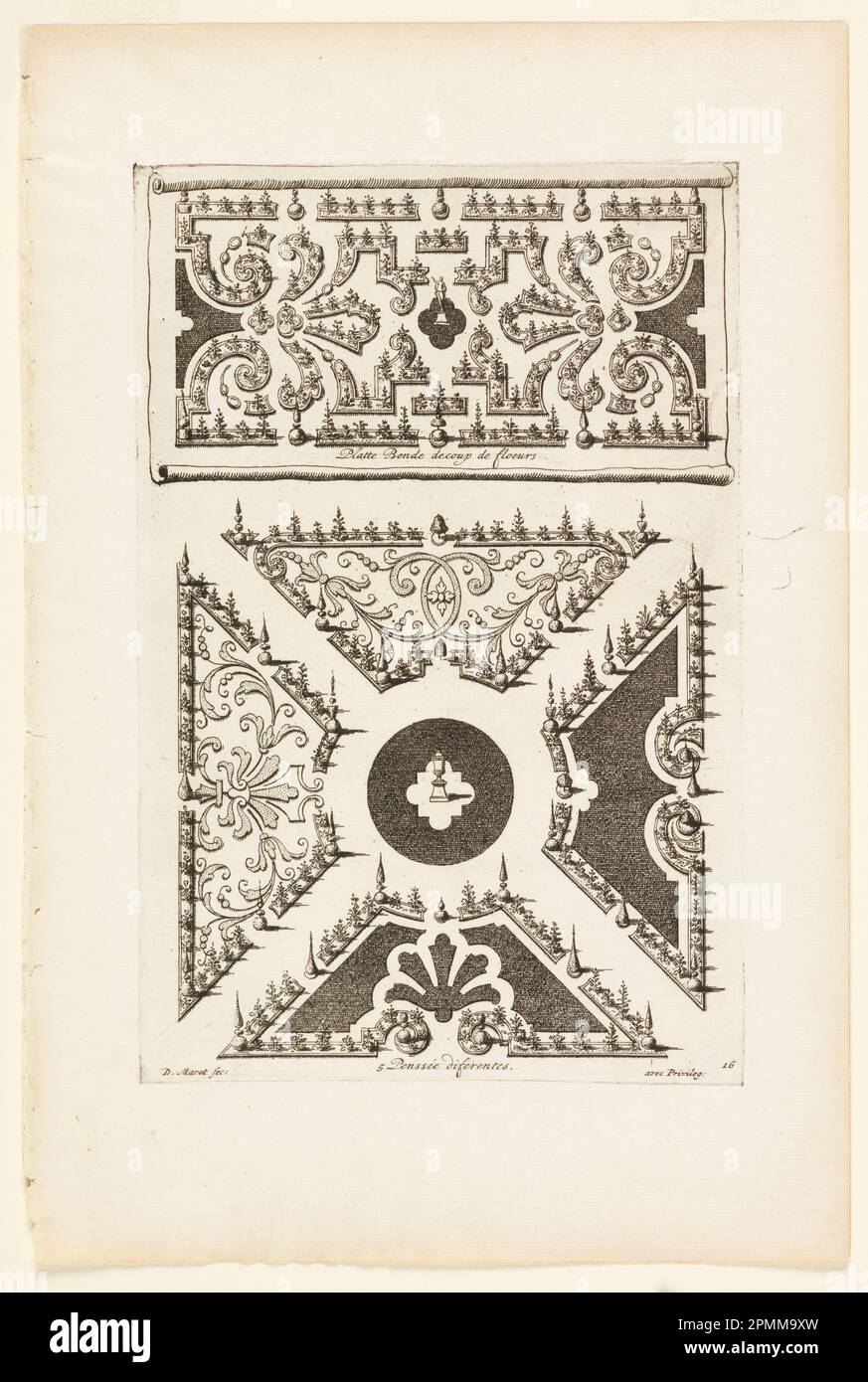 Print, Platte Bende découple de Floeurs (bande plate de fleurs, cinq variations différentes), dans nouveaux livres de parterres contenant 24 pensséz diferantes (Nouveau livre contenant 24 variations différentes pour les lits de jardin); conçu par Daniel Marot (français, actif aux pays-Bas et en Angleterre, 1661–1752); pays-Bas; Gravure et gravure sur papier blanc; feuille: 35 x 23,5 cm (13 3/4 x 9 1/4 po.) Marq. Plateau : 26,4 x 17,6 cm (10 3/8 x 6 15/16 po.) Banque D'Images