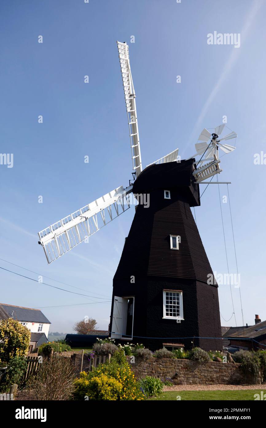 Vue sur le moulin à vent de Ripple, Ringmay, Kent, Banque D'Images