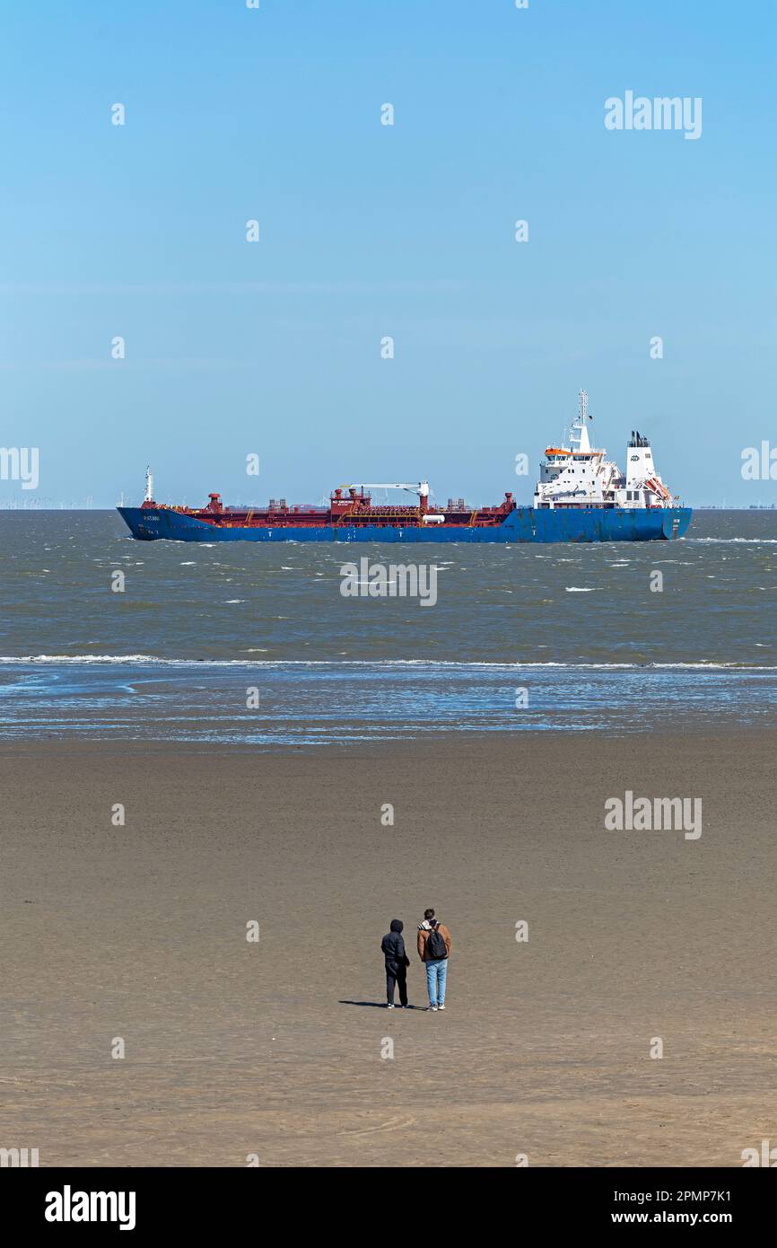 Fret maritime, personnes, plage, Cuxhaven, Basse-Saxe, Allemagne Banque D'Images