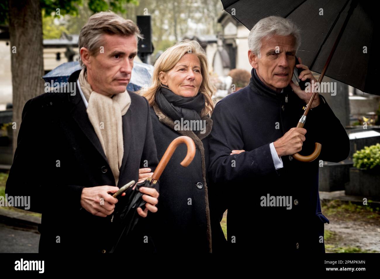 Paris, France. 14th avril 2023. Gerard Cambon / le Pictorium - funéraire de Herve Temime au cimetière Montparnasse le 14 avril 2023 - 14/4/2023 - France / Ile-de-France (région) / Paris - Claire Chazal. Funérailles de l'avocat Herve Temime au cimetière de Montprnasse le 14 avril 2023 crédit : LE PICTORIUM/Alay Live News Banque D'Images