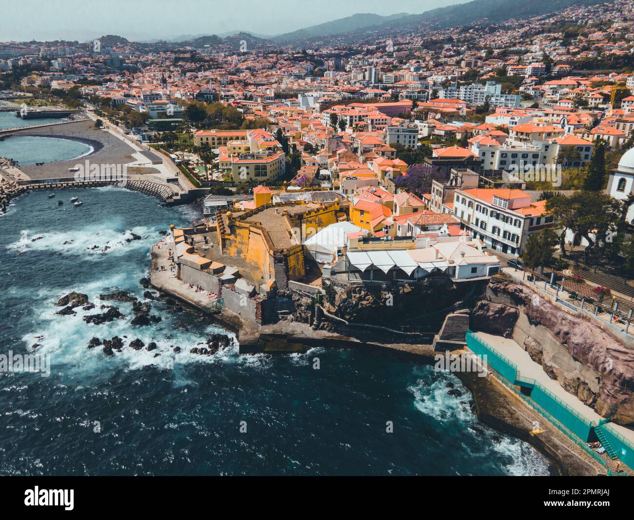 Fuerte de Madeira à Funchal, Madère au Portugal par Drone Photo Stock -  Alamy