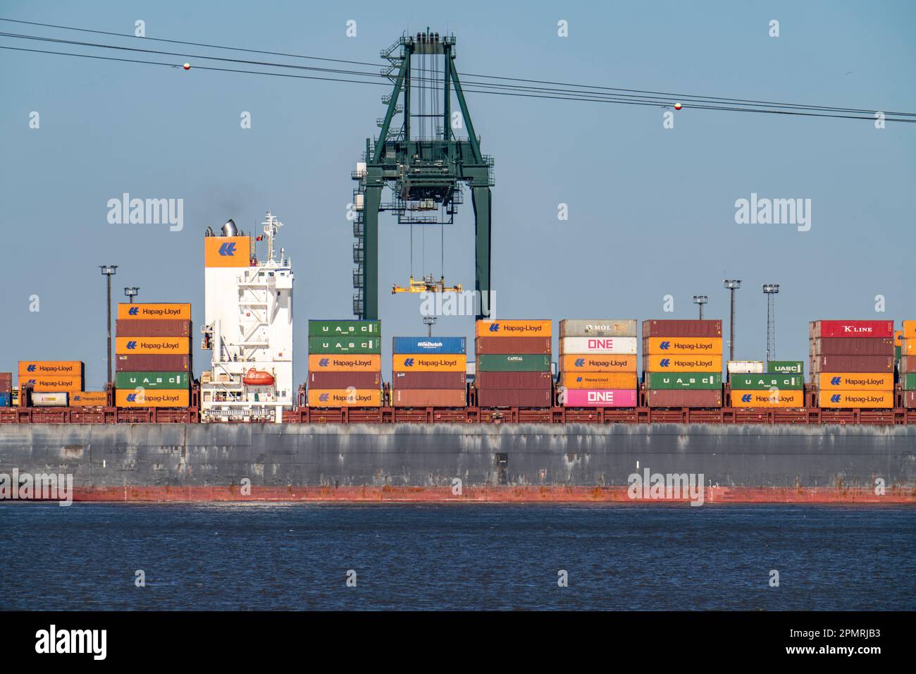 Le port d'Anvers, sur l'Escaut, est considéré comme le deuxième plus grand port maritime d'Europe, Container terminal lPSA Europa terminal, Flandre, Belgique Banque D'Images