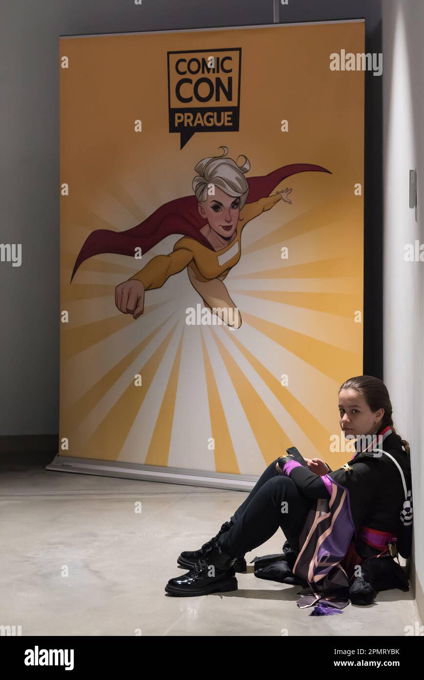 Prague, République tchèque. 14th avril 2023. Un participant vêtu d'un costume pendant le festival Comic-con. Comic-con Prague est le plus grand festival tchèque de la culture pop, qui est surtout visité par les amateurs de films, séries, BD ou jeux avec des thèmes principalement de science-fiction, de fantaisie ou d'horreur. Crédit : SOPA Images Limited/Alamy Live News Banque D'Images