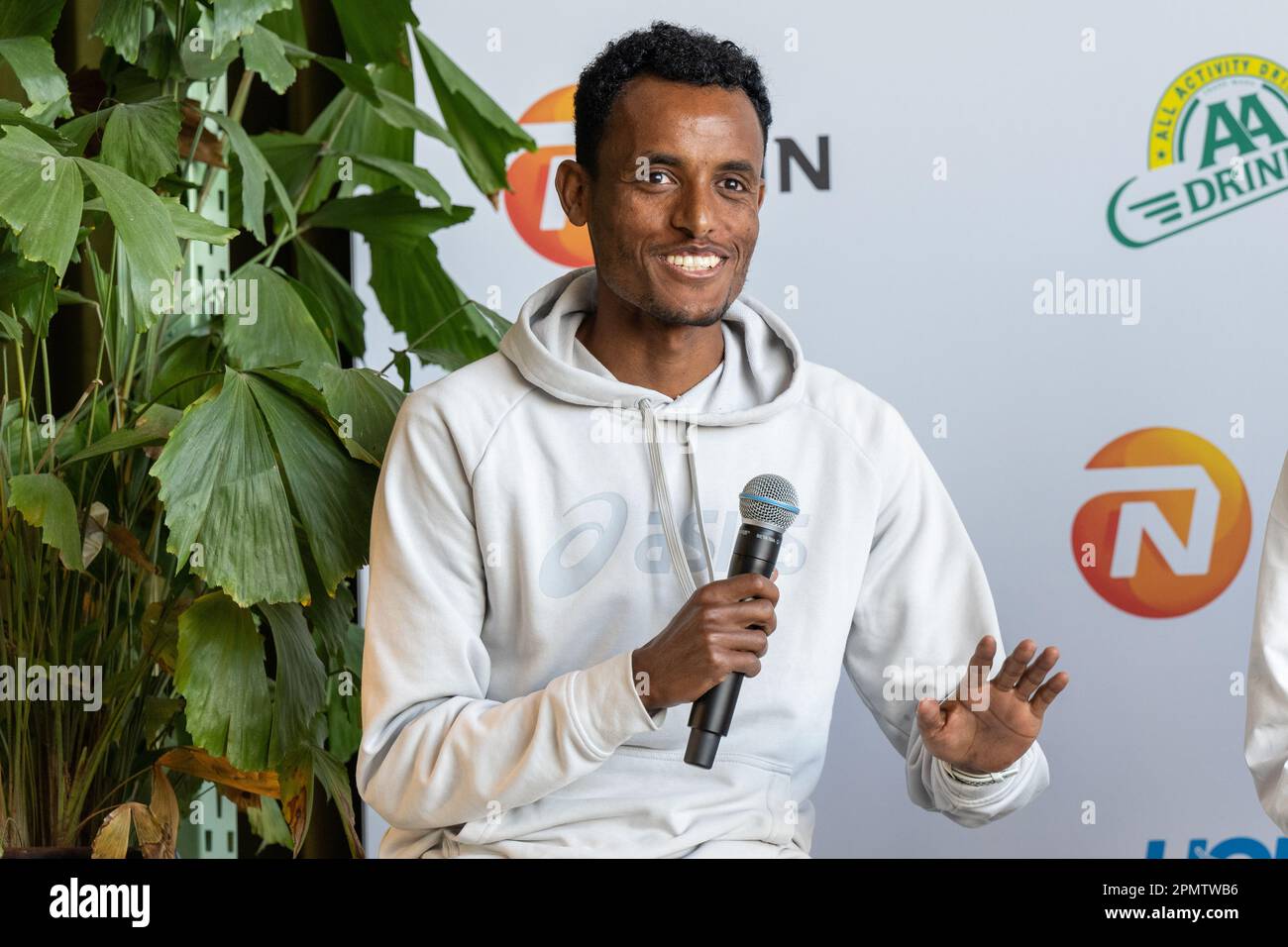 ROTTERDAM, PAYS-BAS - AVRIL 14: Dawit Wolde lors de la présentation à la presse du marathon NN au café Dudok aan de Maas on 14 avril 2023 à Rotterdam, pays-Bas (photo de Kees Kuijt/Orange Pictures) crédit: Orange pics BV/Alay Live News Banque D'Images