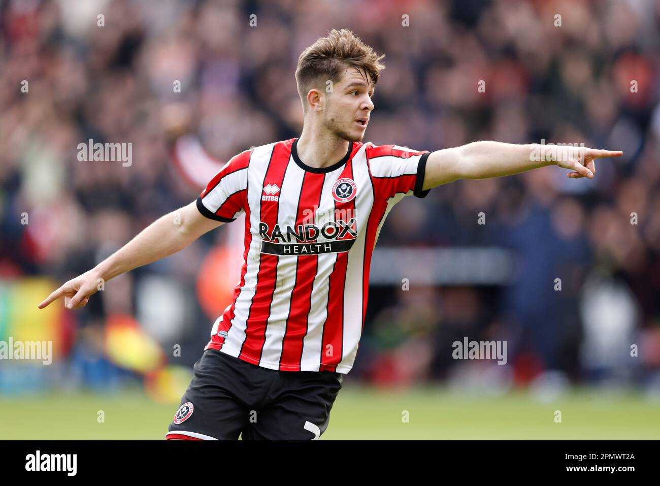 James McAtee de Sheffield United célèbre le premier but de son équipe dans le cadre du match du championnat Sky Bet à Bramall Lane, Sheffield. Date de la photo: Samedi 15 avril 2023. Banque D'Images