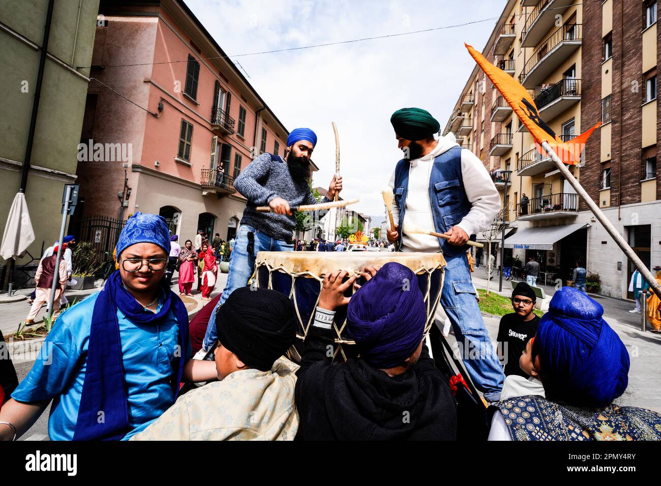 15 avril 2023: Brescia, Italie Apri 15, Vaisakhi Fest la plus grande communauté sikh d'Italie la plus grande communauté sikh d'Italie, célèbre la fête de Vaisakhi. Environ 15 000 personnes ont traversé le centre-ville ok Brescia, comme c'est la tradition chaque année en avril. (Credit image: © Matteo Biatta/ZUMA Press Wire) USAGE ÉDITORIAL SEULEMENT! Non destiné À un usage commercial ! Banque D'Images