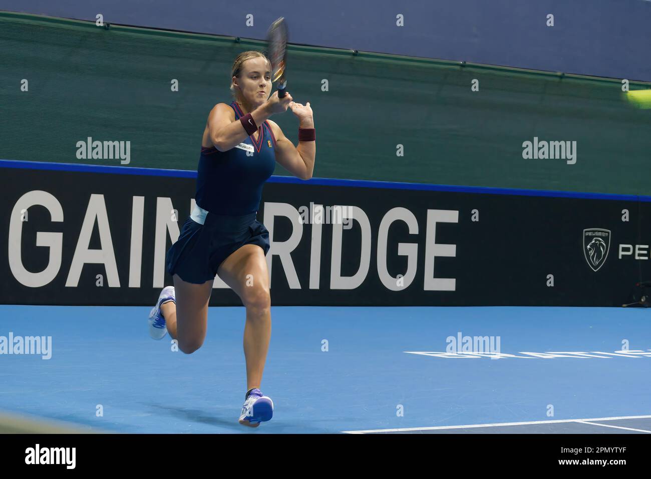 Anna Karolína Schmiedlová lors du match de la coupe du Roi Billie Jean entre la Slovaquie et l'Italie sur 15 avril 2023 à Bratislava, Slovaquie. Banque D'Images