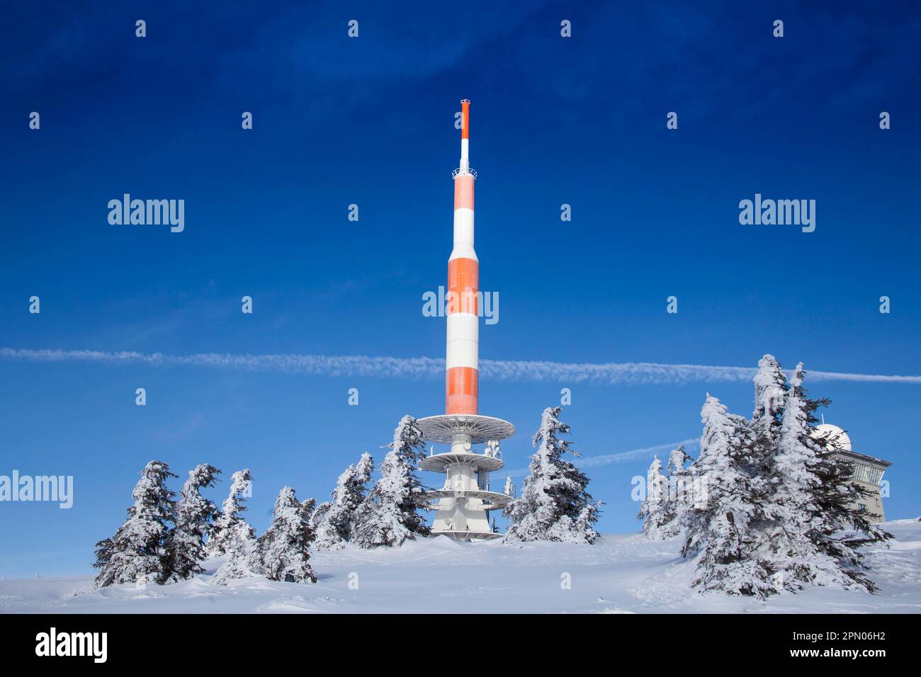 Mât de transmission de la tour radio, Harz, Saxe-Anhalt, Allemagne Banque D'Images