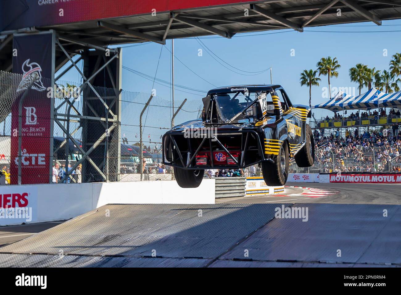 Long Beach, Californie, États-Unis. 15th avril 2023. DAVID BERNSTEIN (23), de San Diego CA, fait des courses dans les virages lors du Grand Prix d'Acura de long Beach dans les rues de long Beach, en Californie, à long Beach. (Credit image: © Walter G. Arce Sr./ZUMA Press Wire) USAGE ÉDITORIAL SEULEMENT! Non destiné À un usage commercial ! Crédit : ZUMA Press, Inc./Alay Live News Banque D'Images