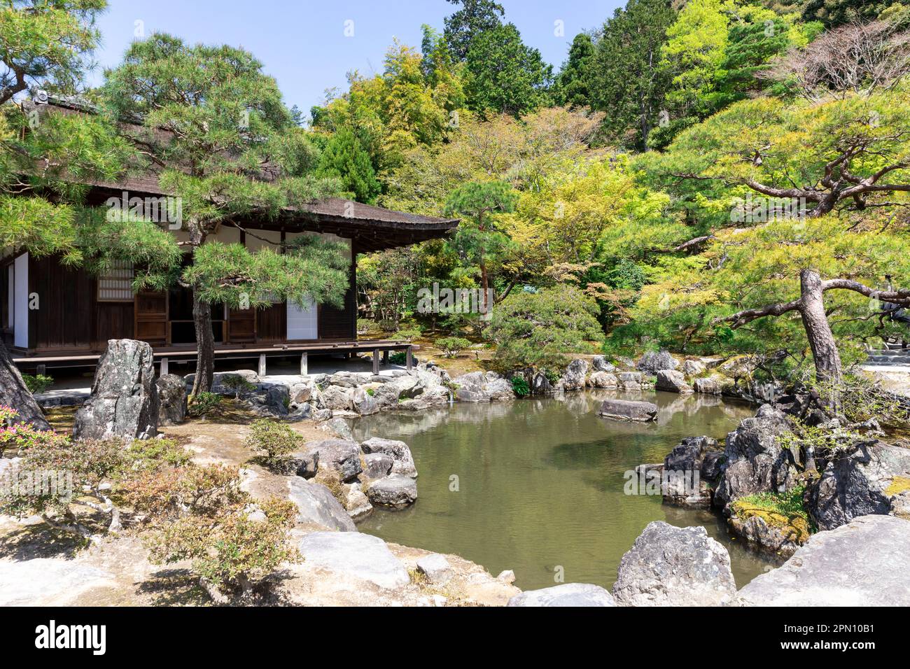 Kyoto Japon avril 2023, Ginkakuji Pavillon d'argent et jardins, célèbre pour ses vagues de sable ginshadan et la représentation du Mont Fuji, Japon, Asie Banque D'Images