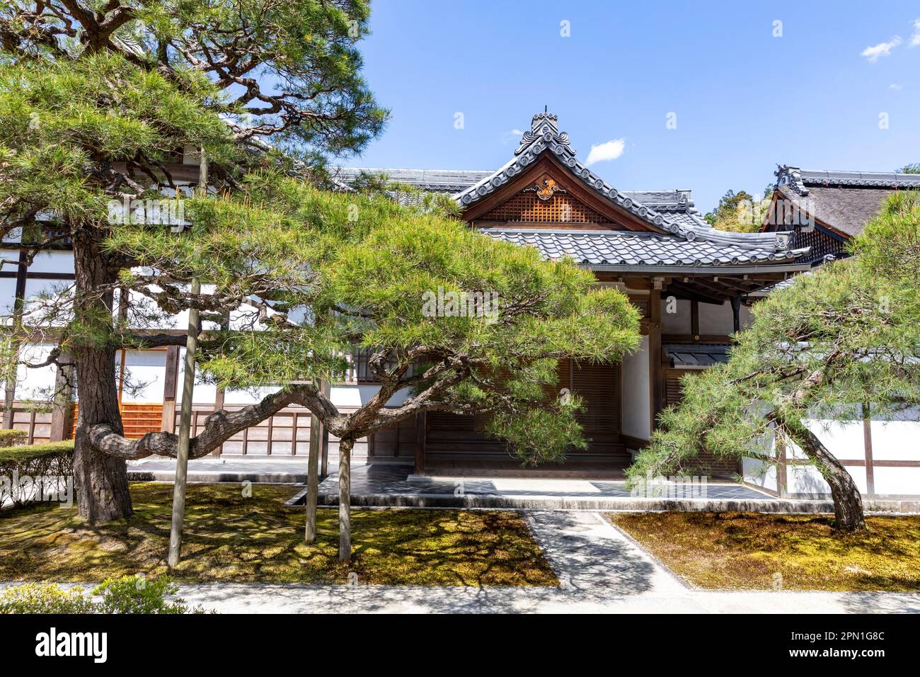 Kyoto Japon avril 2023, Ginkakuji Pavillon d'argent et jardins, célèbre pour ses vagues de sable ginshadan et la représentation du Mont Fuji, Japon, Asie Banque D'Images