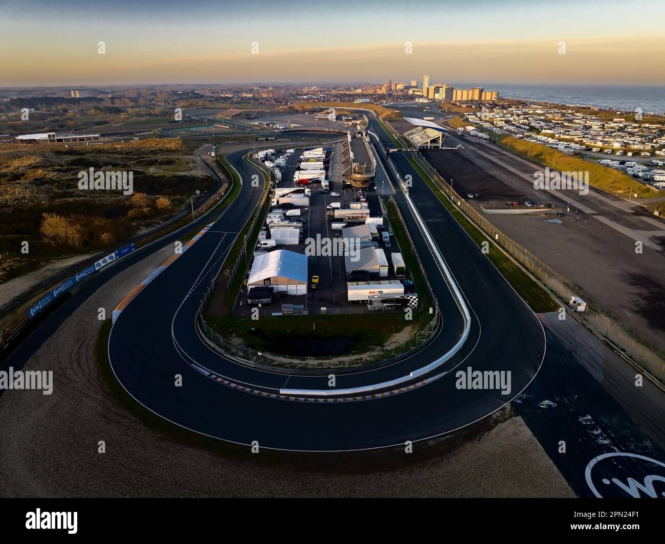 Le circuit Zandvoort est le circuit de Formule 1 des pays-Bas. Le championnat de F1 est en août chaque année. C'est un des Forma éurpoéens Banque D'Images