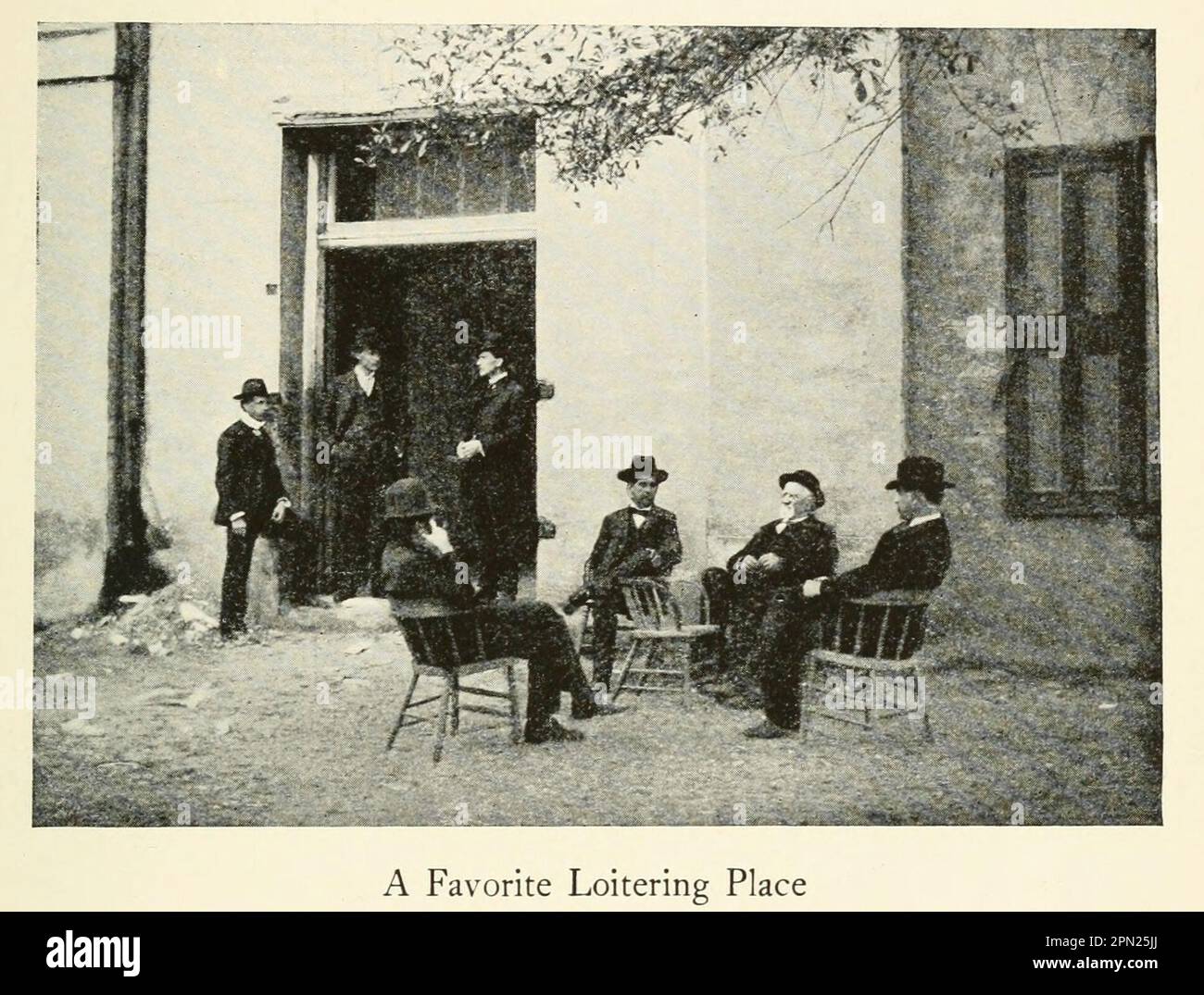 Un lieu de loitering préféré du livre ' Highways and byways of the South ' de Clifton Johnson, 1865-1940 Date de publication 1904 Éditeur New York, The Macmillan Company; London, Macmillan and co., Limited Banque D'Images