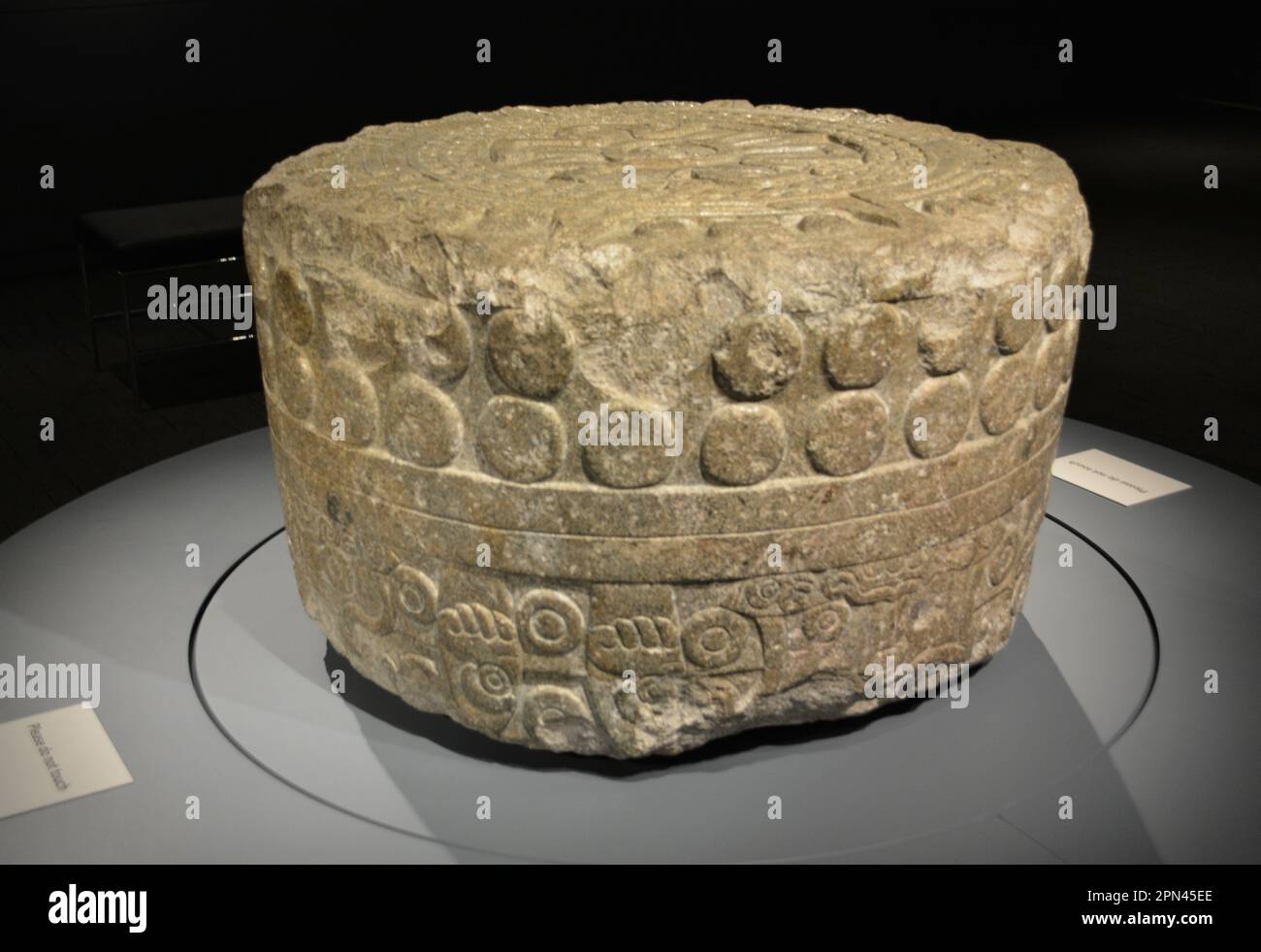 Tamalacalt Aztec Culture avec Nahui Ollin Glyph, Princeton University Museum Banque D'Images