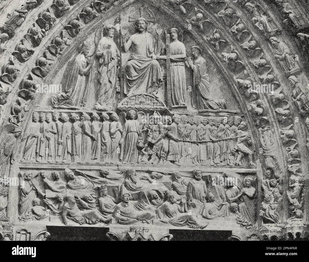 Le dernier jugement tympan tel qu'il est montré sur la cathédrale notre-Dame, Paris, France, vers 1900 Banque D'Images