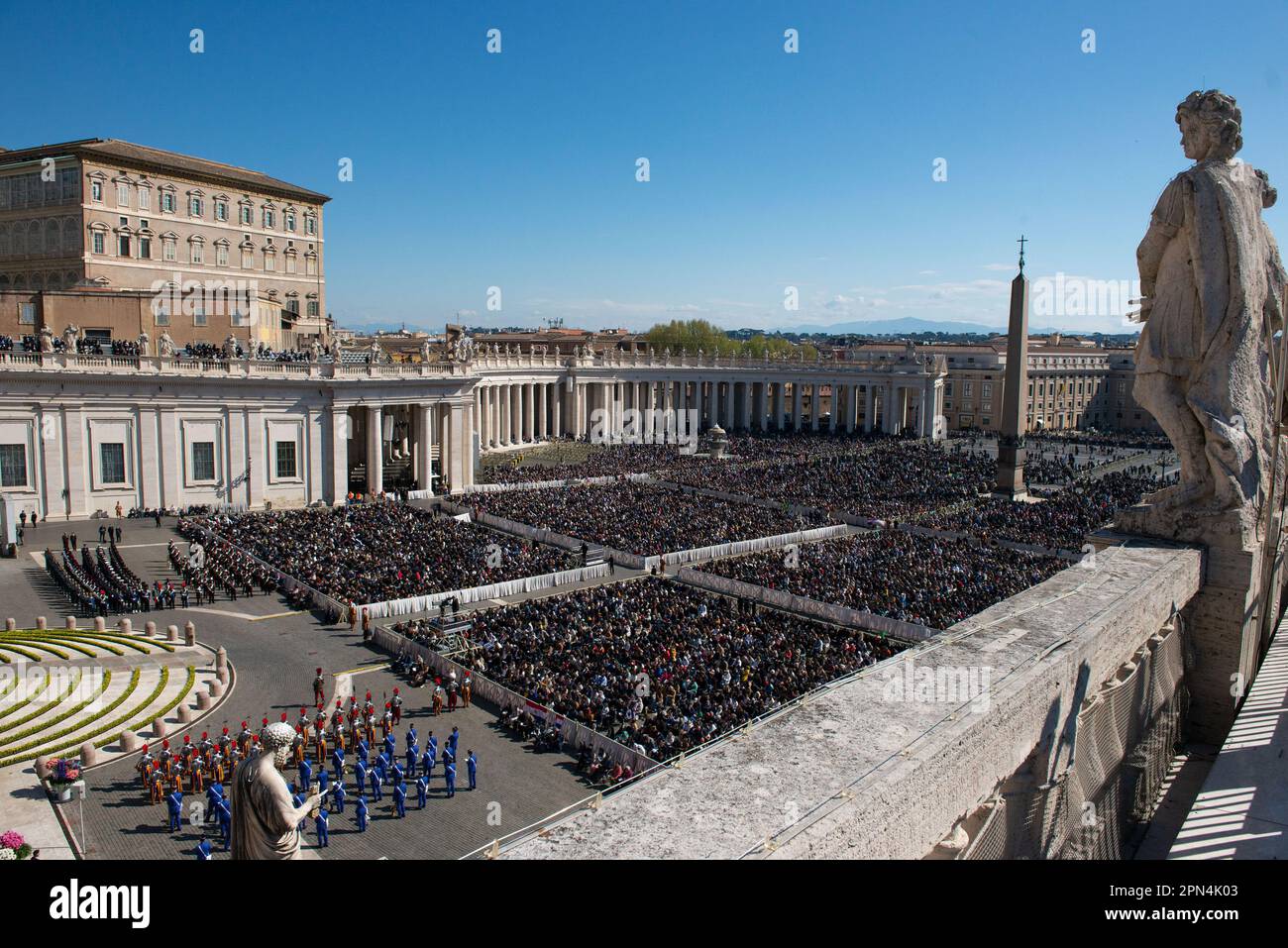 09 Avril 2023 Vatican Le Pape François Préside La Sainte Messe Et