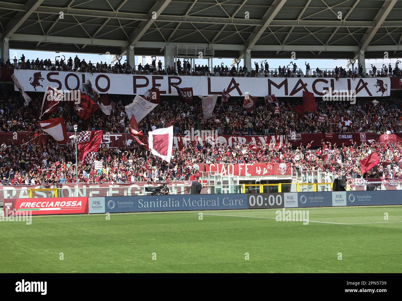 Torino 16/04/2023 Stadio Grande Torino série A Tim 2022/23 FC Torino - Salernitana Nella Foto : torino Supporters crédit: Kines Milano/Alamy Live News Banque D'Images