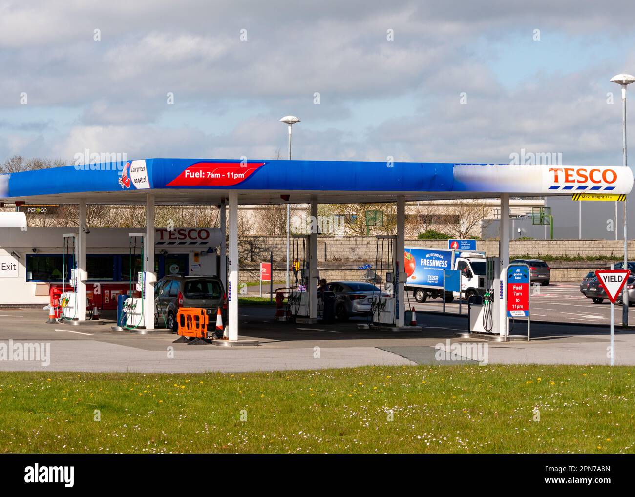Station service tesco killarney Banque de photographies et d’images à