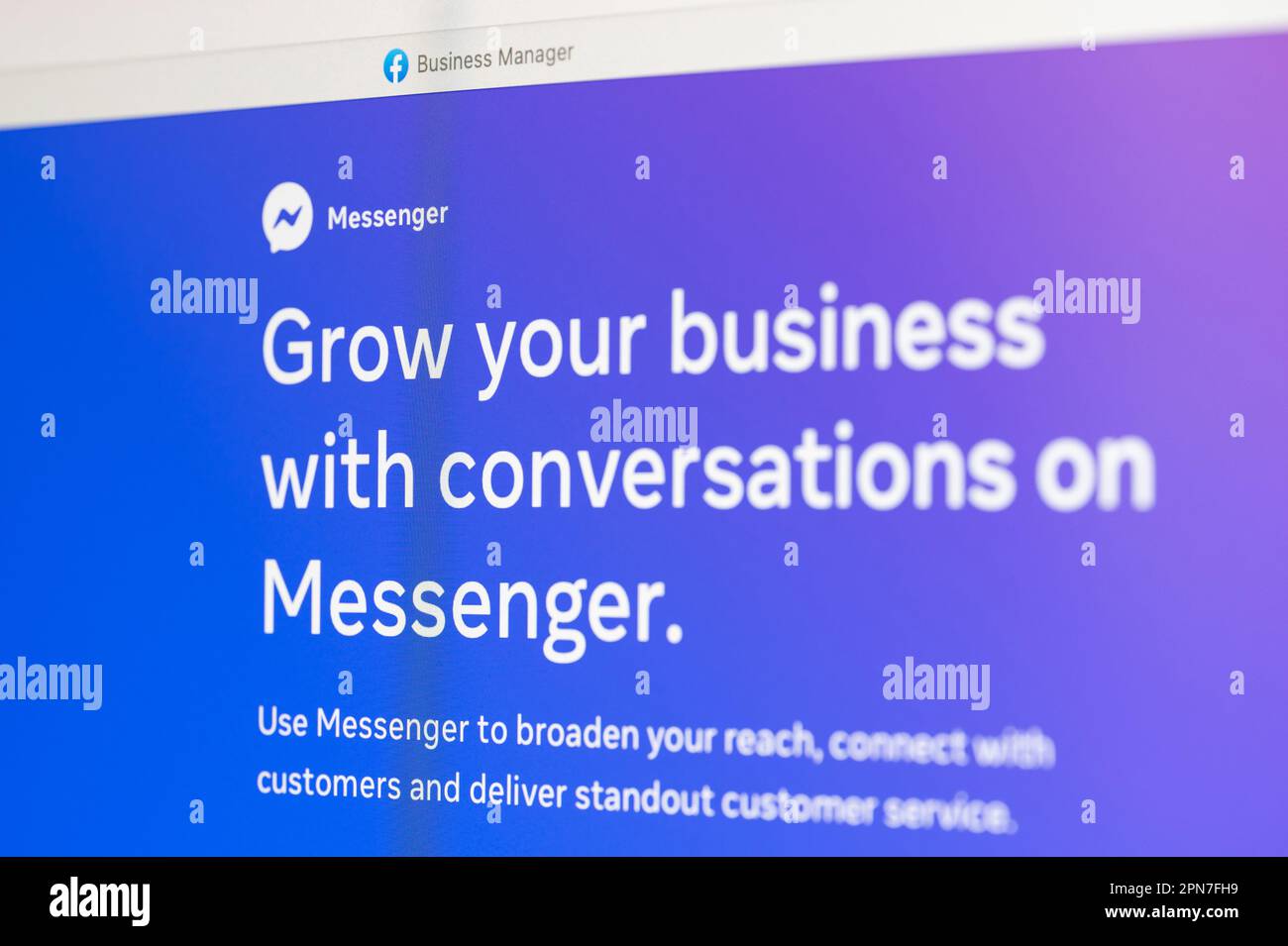 New york, Etats-Unis - 14 avril 2023: Développez votre entreprise dans facebook Messenger sur l'écran d'ordinateur gros plan Banque D'Images