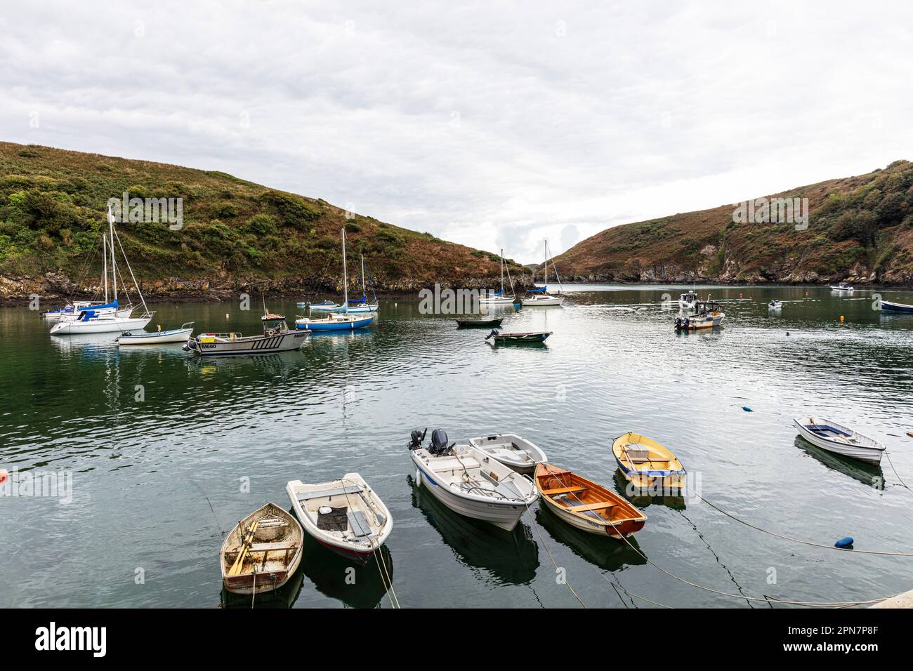Village du port de Solva, sur la baie de St brides, Pembrokeshire, pays de Galles, solva,village,solva wales,solva quay,solva Harbour,St brides Bay,solva pembrokeshire, Banque D'Images