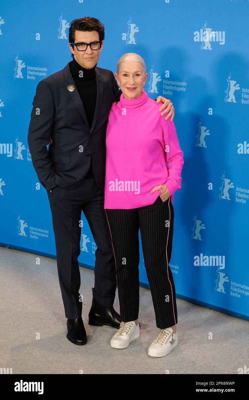 Guy Nattiv et Helen Mirren photographiés lors du Photocall pour Golda lors du Festival International du film de Berlin au Grand Hyatt Hotel Berlin à Berlin, Allemagne, le 20 février 2023 . Photo de Julie Edwards. Banque D'Images