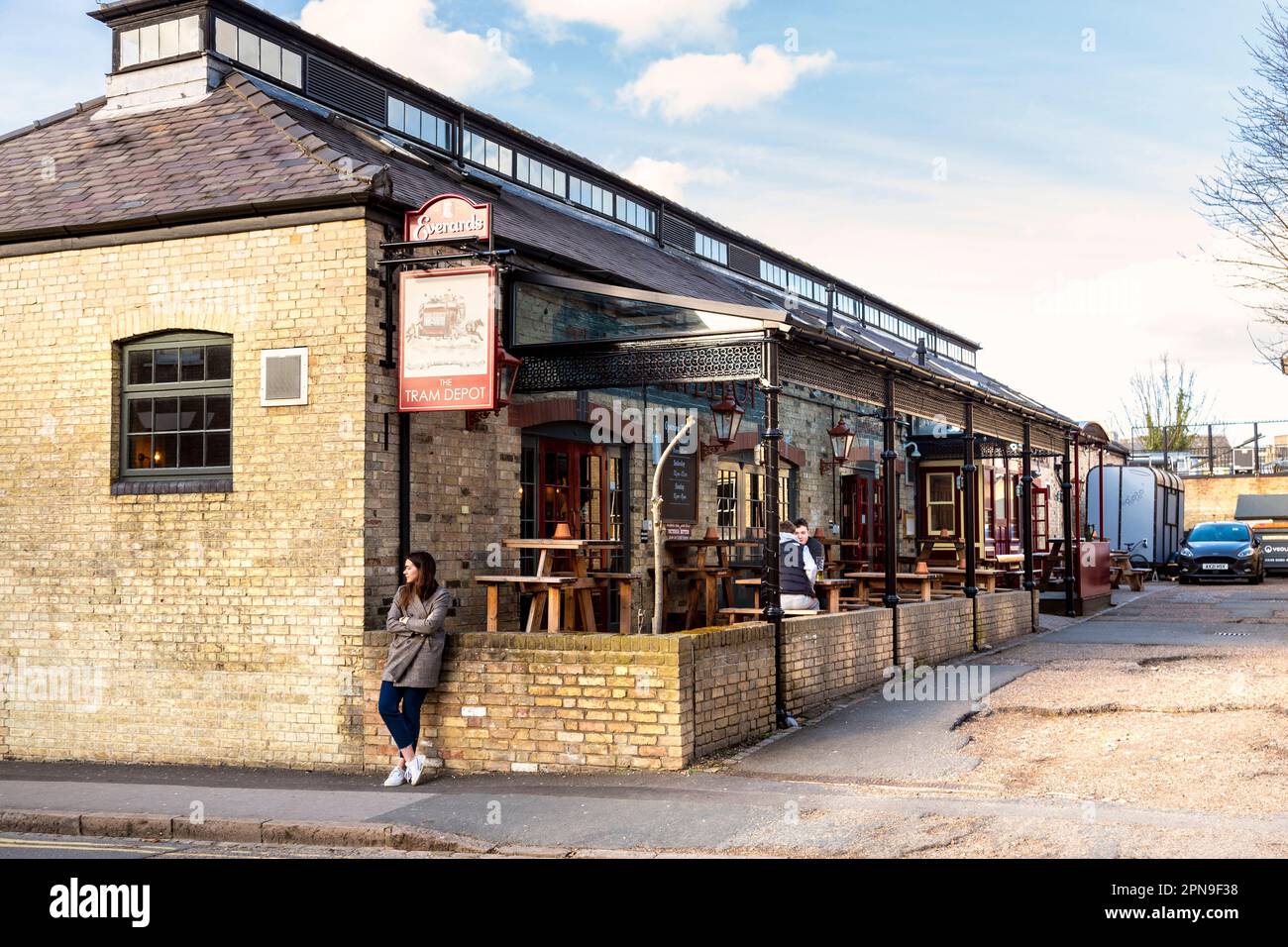 Le Tram Depot pub converti des écuries pour Cambridge Street Tramways, Cambridge, Angleterre, Royaume-Uni Banque D'Images