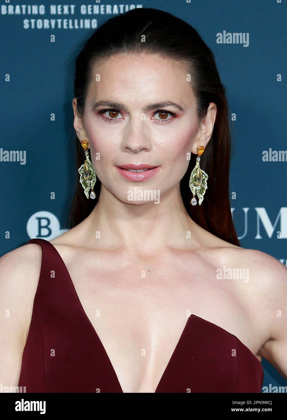 Hayley Atwell assiste au gala lumineux du BFI London film Festival au Londoner Hotel de Londres. Banque D'Images