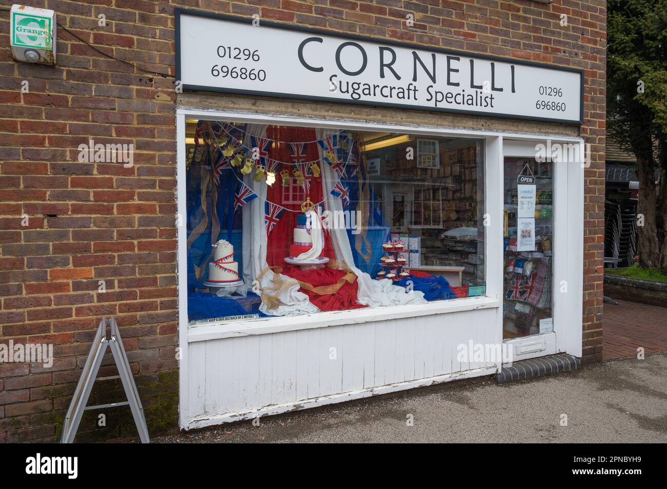 Atelier de Cornelli Sugarcraft Specialists, une boutique d'équipement de décoration de gâteau à Town court, High Street, Wendover, Buckinghamshire, Angleterre, ROYAUME-UNI Banque D'Images