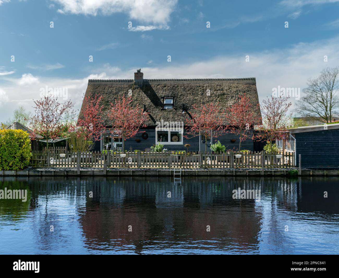 parc à éoliennes kinderdijk aux pays-Bas. Une partie du site du patrimoine mondial de l'UNESCO. Moulin à vent typique de Hollande. Vous pouvez voir comme ça tout ce que vous allez Banque D'Images